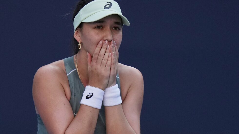 Eva Lys steht erstmals im Viertelfinale eines WTA-1000er-Turniers. Eva Lys steht erstmals im Viertelfinale eines WTA-1000er-Turniers.