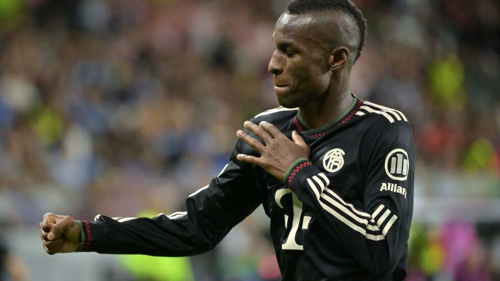 Geschafft: Nicolas Jackson jubelt nach seinem ersten Tor für den FC Bayern. Geschafft: Nicolas Jackson jubelt nach seinem ersten Tor für den FC Bayern.