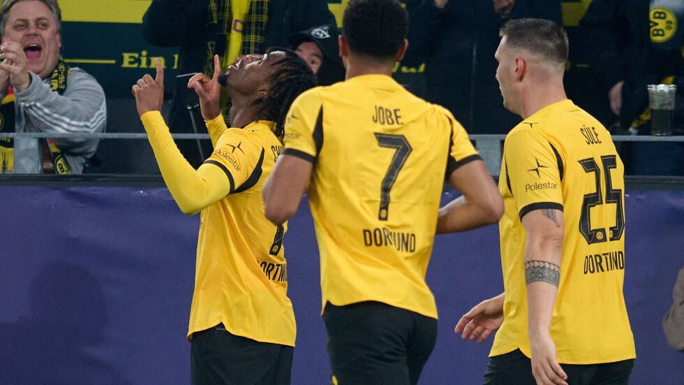 Carney Chukwuemeka erzielte das 2:0 für den BVB. Carney Chukwuemeka erzielte das 2:0 für den BVB.