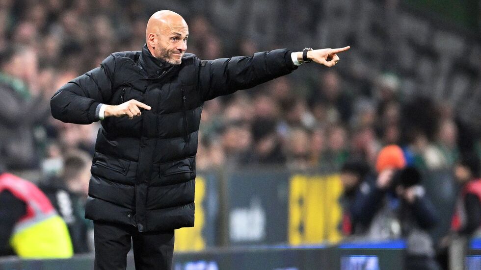 Dirigierte leidenschaftlich seine Mannschaft: Wolfsburgs Trainer Paul Simonis.