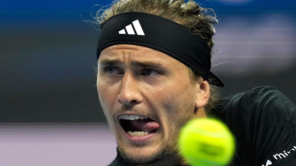 Alexander Zverev gewinnt souverän gegen den Italiener Lorenzo Sonego.