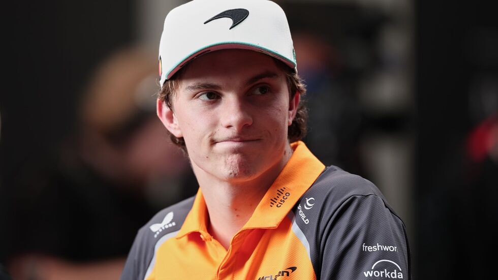 Oscar Piastri verlor nach einem frühen Unfall im Sprint weiter an Boden im Titelrennen.