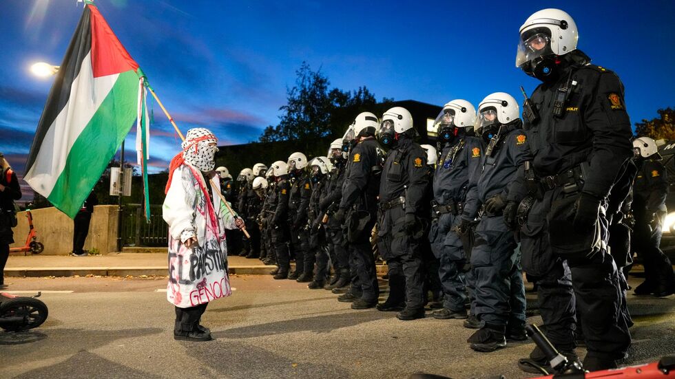 Es ging um mehr als um Fußball. Es ging um mehr als um Fußball.