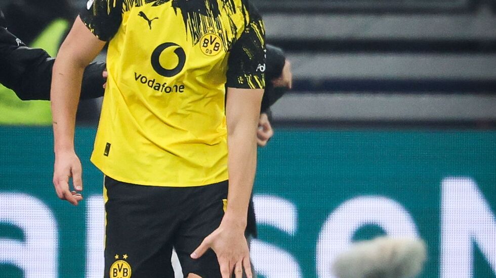 Schlotterbeck verletzt sich gegen den Hamburger SV (Archivbild). 