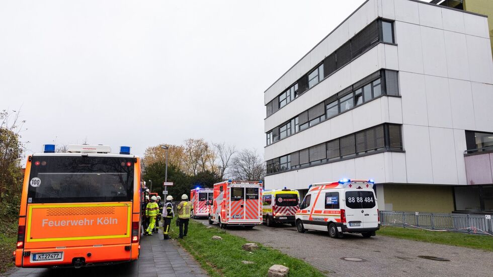 Mehrere Schüler wurden vorsorglich ins Krankenhaus gebracht. 