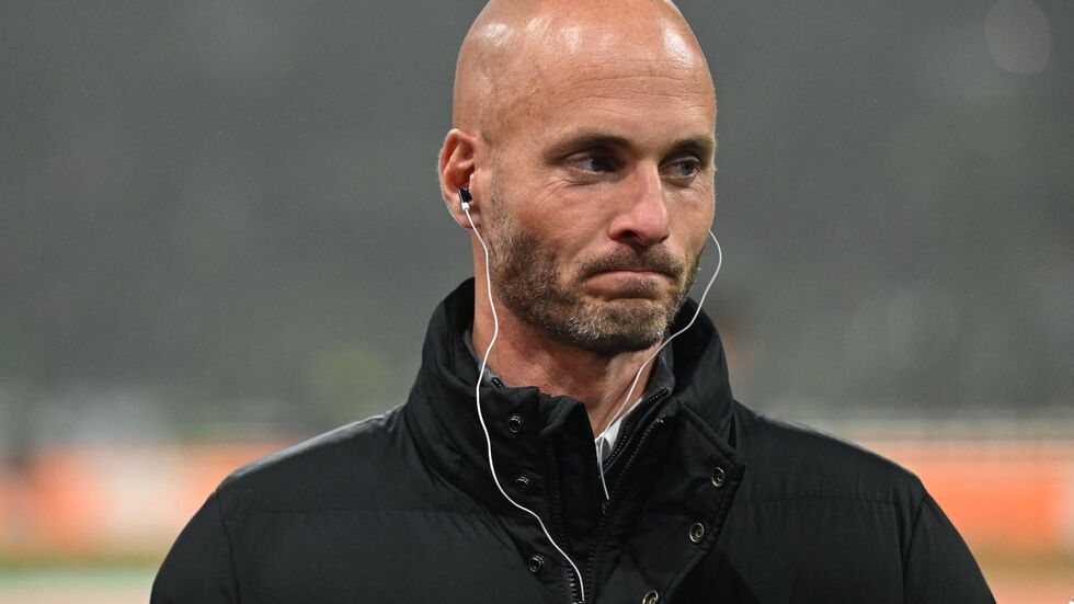 Nicht mehr Trainer in Wolfsburg: Der Niederländer Paul Simonis. Nicht mehr Trainer in Wolfsburg: Der Niederländer Paul Simonis.