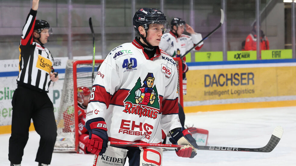 Sebastian Streu - hier noch im Trikot des EHC Freiburg Sebastian Streu - hier noch im Trikot des EHC Freiburg