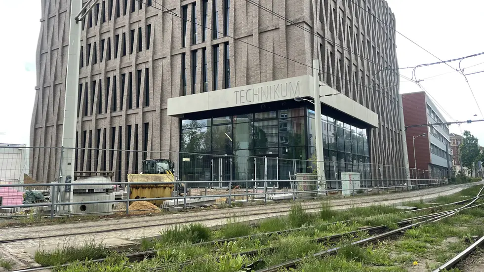 Eingangsbereich des Technikums Eingangsbereich des Technikums