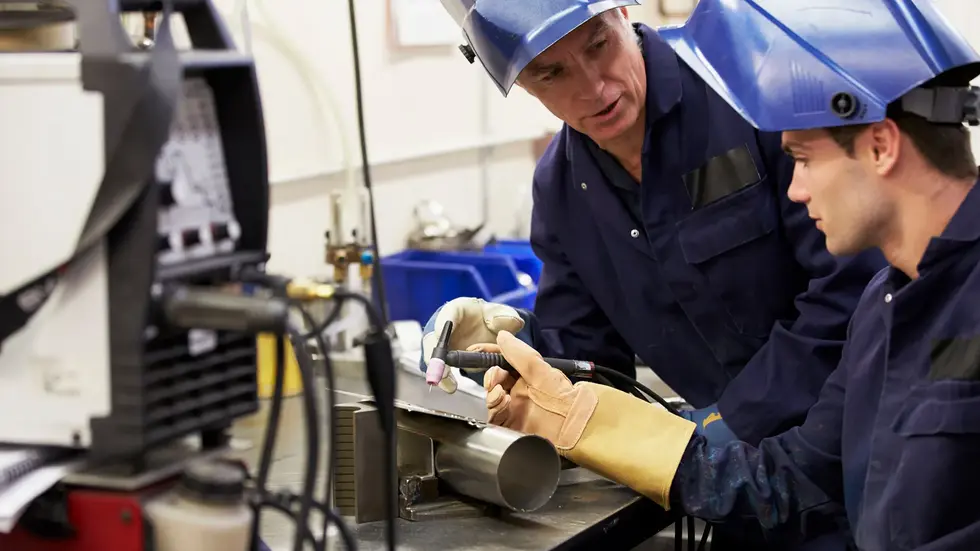 Auf dem Ausbildungsmarkt herrscht Bewerbermangel. Auf dem Ausbildungsmarkt herrscht Bewerbermangel.