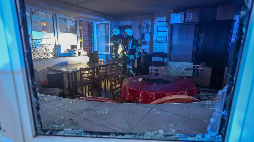 Ein Weihnachtsgesteckt war vermutlich der Auslöser für das Feuer. Ein Weihnachtsgesteckt war vermutlich der Auslöser für das Feuer.