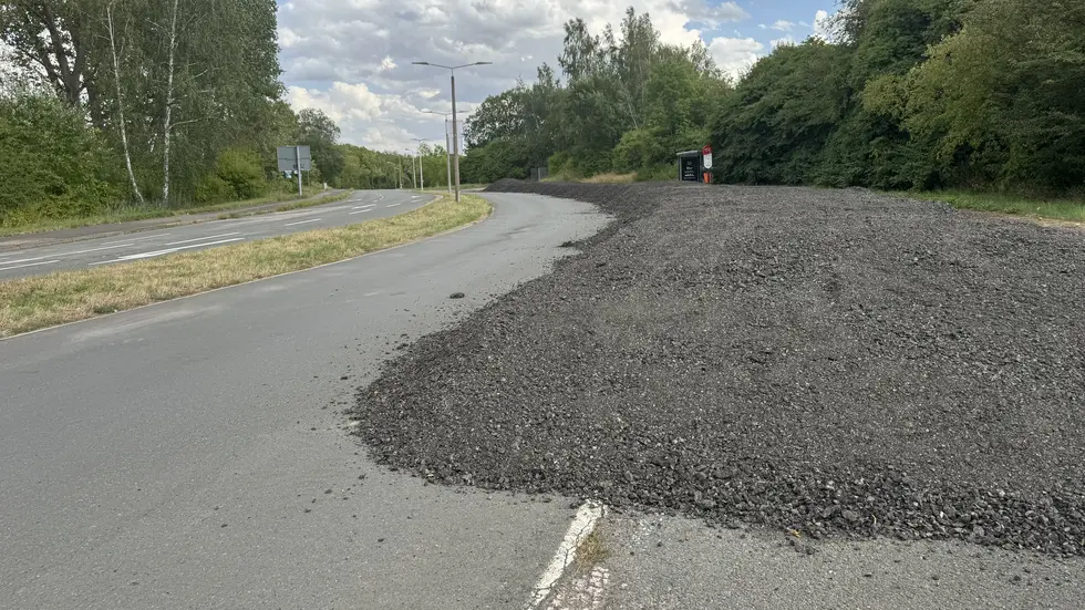Lange war ungeklärt, wie der Alt-Asphalt entsorgt werden kann.