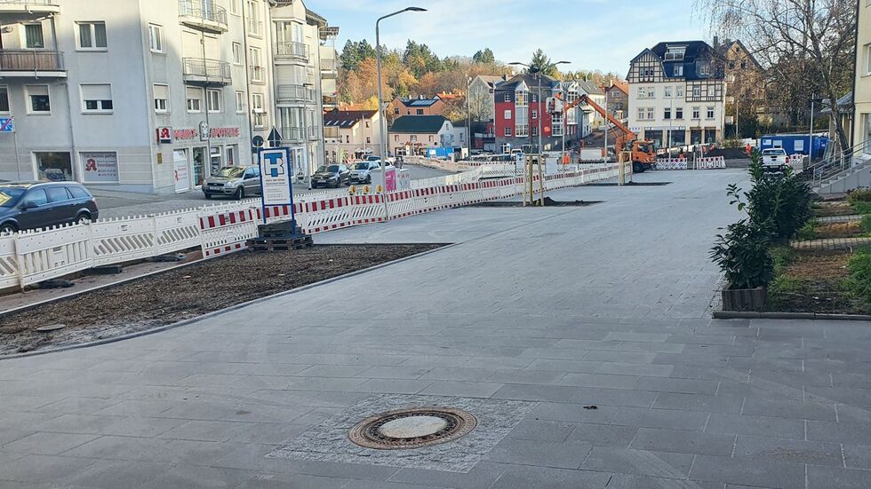 Die neuen Parkflächen entspannen die Situation für den Verkehr auf dem Planitzer Markt.