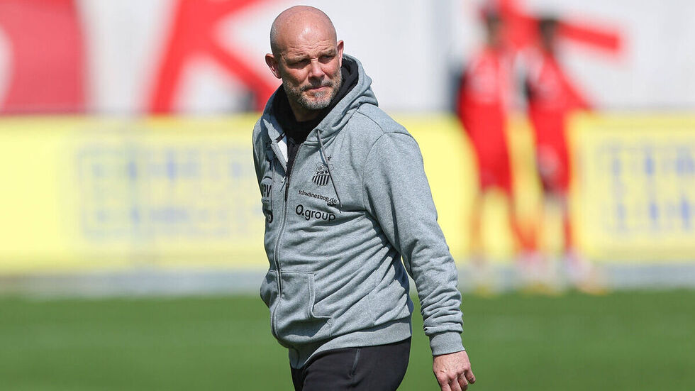 Was Ronny Thielemann im Februar versprochen wurde, kann der FSV nun nicht mehr halten. Was Ronny Thielemann im Februar versprochen wurde, kann der FSV nun nicht mehr halten.