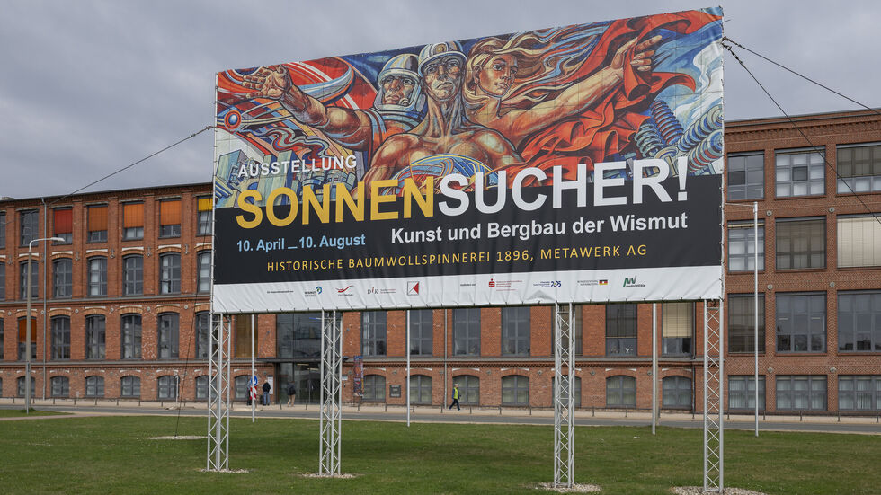 Eigentlich sollte die Schau bereits im August schließen. Sie wurde aber wegen der guten Resonanz  bis 26. Oktober verlängert.