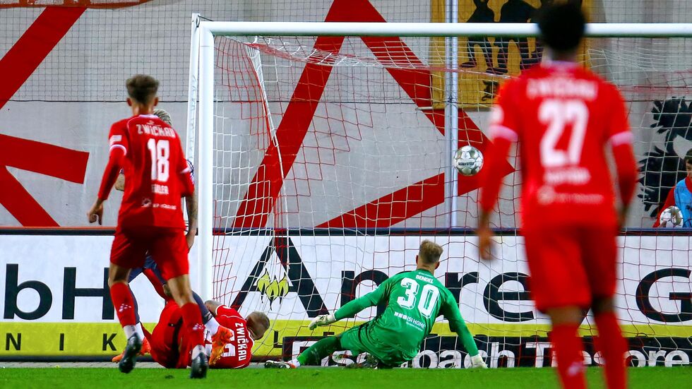 "Zimbo" trifft zum 1:0.