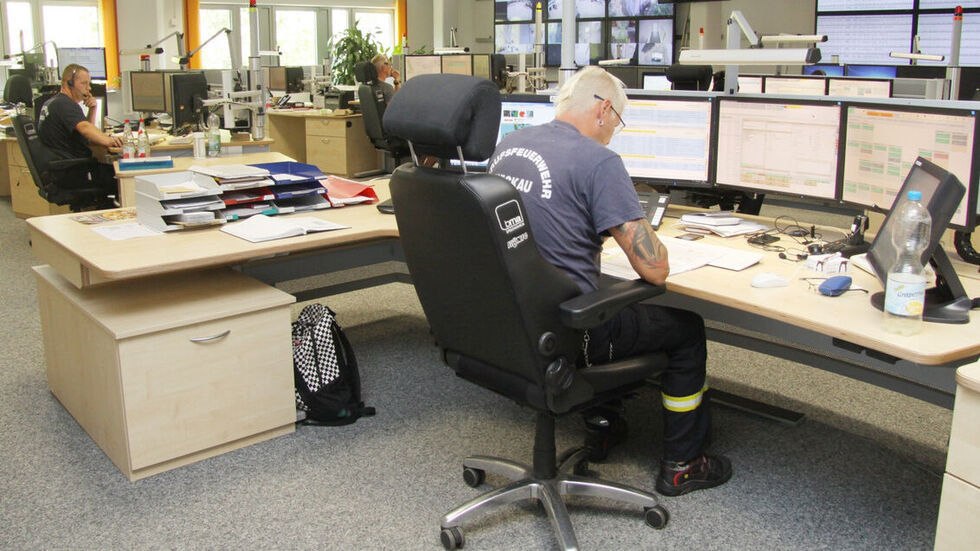Hier gehen die Notrufe ein. © Stadt Zwickau/Pressebüro Hier gehen die Notrufe ein. © Stadt Zwickau/Pressebüro