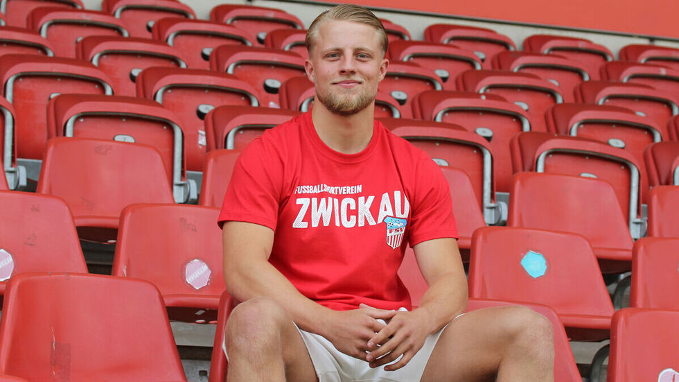 Theo Gunnar Martens trägt jetzt rot-weiß.