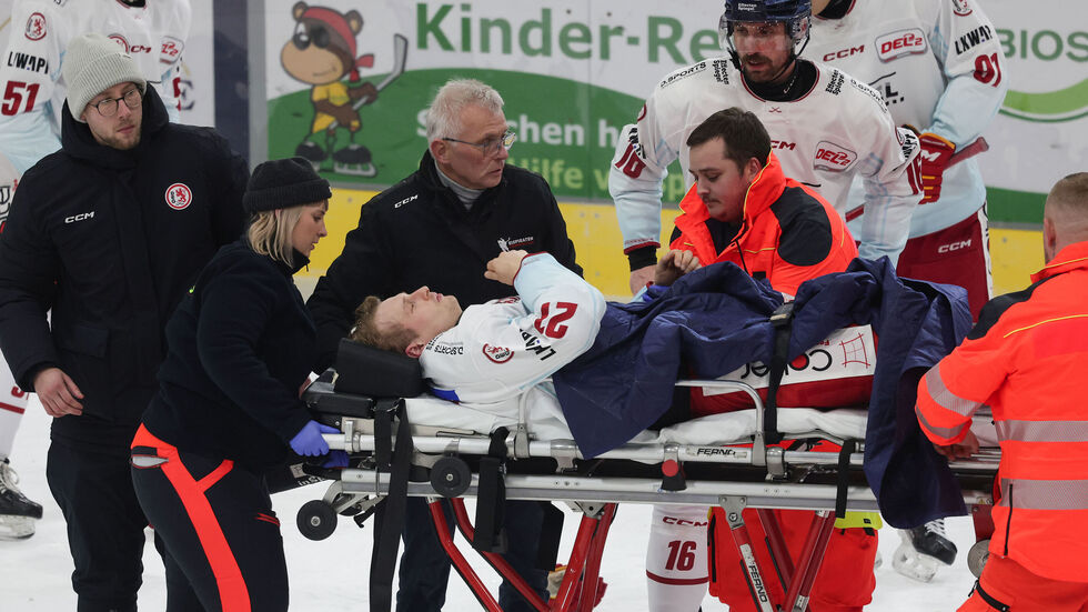 Emil Quaas musste am Freitag minutenlang behandelt werden. Emil Quaas musste am Freitag minutenlang behandelt werden.