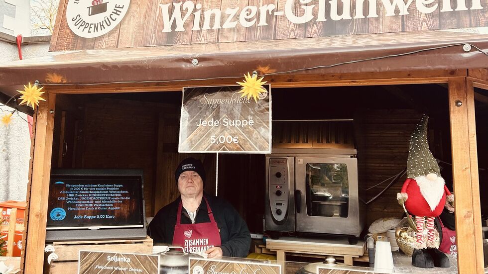 Der Stand wird auf der Schlossweihnacht noch einmal über das ganze Wochenende geöffnet haben.