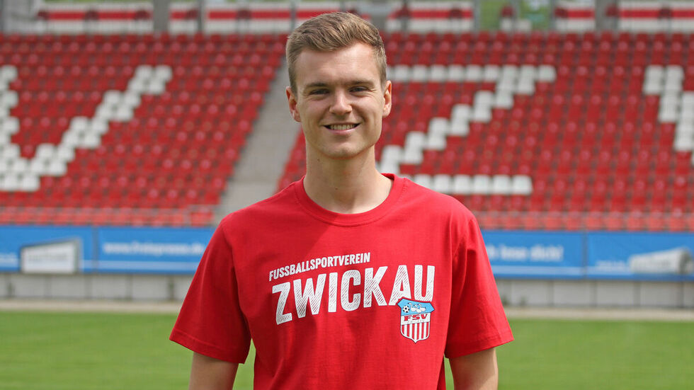 Luca Horn trägt in der neuen Saison das FSV-Trikot. Luca Horn trägt in der neuen Saison das FSV-Trikot.