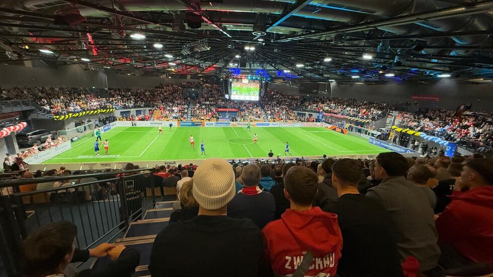 Mehrere tausend Zuschauer erlebten den Budenzauber in der Sparkassen Arena Zwickau. 