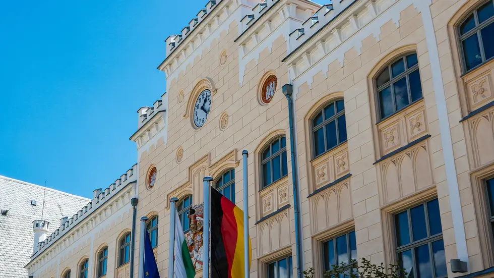 Im Zwickauer Rathaus gilt keine Haushaltssperre mehr.