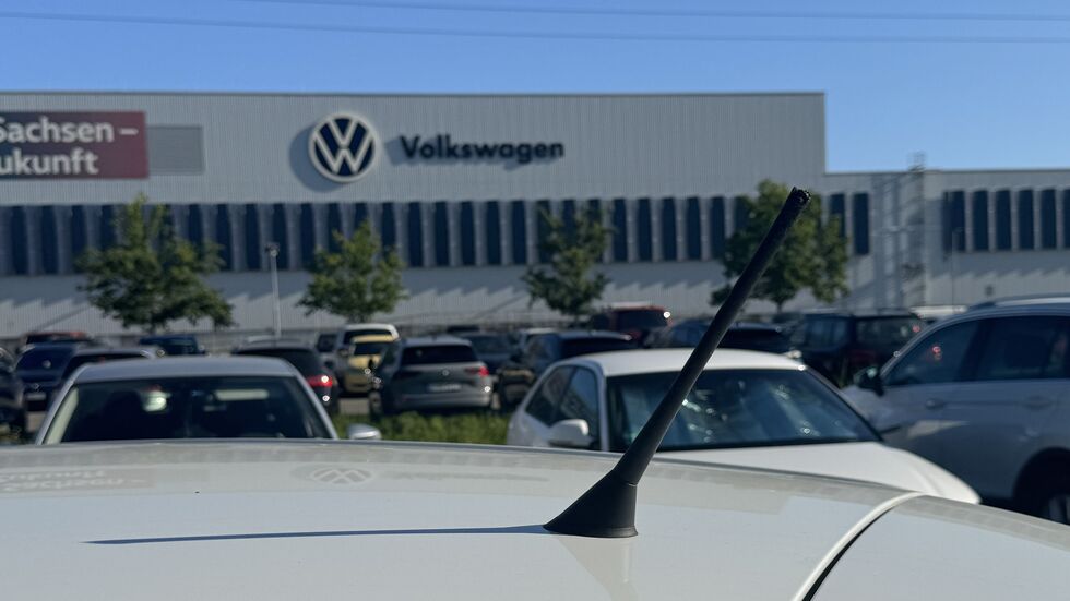 Der Passat war auf dem Parkplatz am VW-Werk abgestellt. 