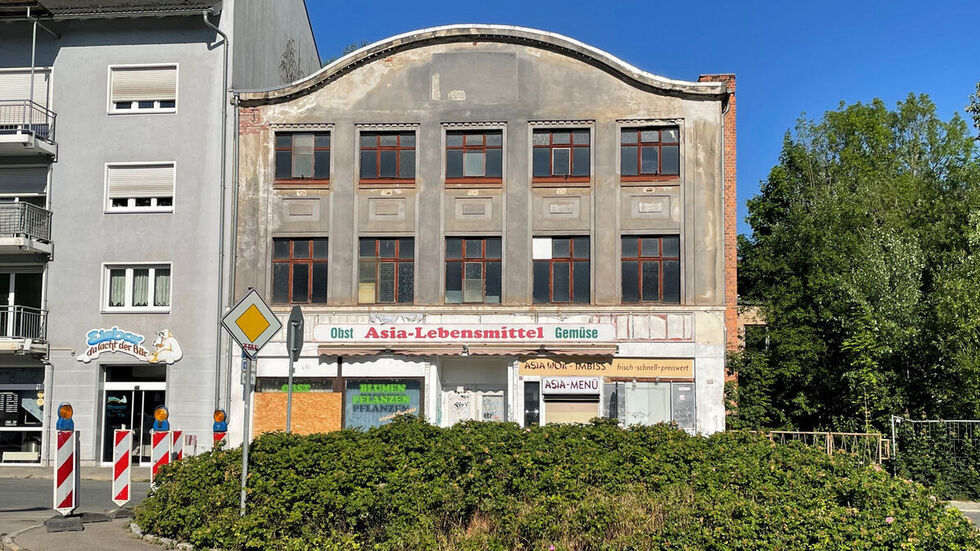 Das ehemalige Schocken-Kaufhaus am Planitzer Markt