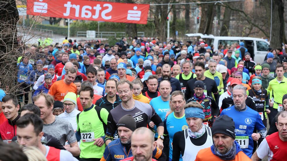 Im letzten Jahr gingen insgesamt über 600 Läufer an den Start. Im letzten Jahr gingen insgesamt über 600 Läufer an den Start.