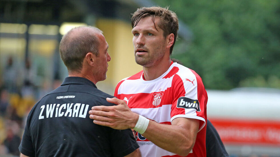 Muss Trainer Joe Enochs auf Sturmtank Ronny König verzichten? © Ralph Köhler