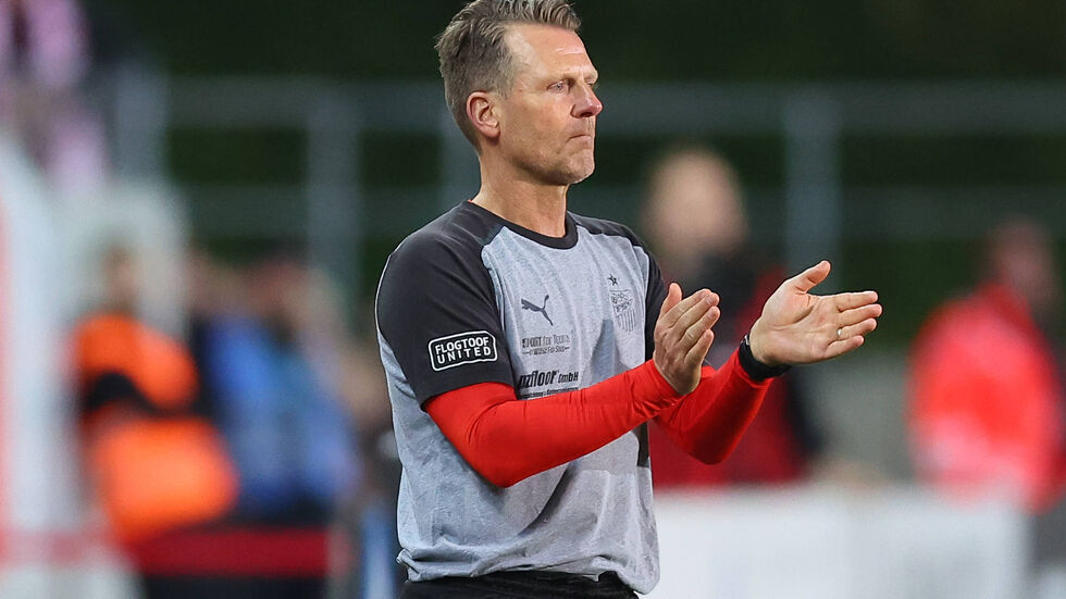 Applaus von Trainer Rico Schmitt