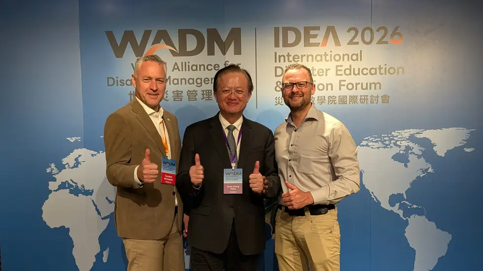 Landrat Carsten Michaelis (links) und Alexander Löchel (rechts) auf der Konferenz in Taipeh. Landrat Carsten Michaelis (links) und Alexander Löchel (rechts) auf der Konferenz in Taipeh.