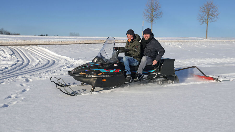 Thomas Sprunk mit Sozius Lars Kluge, OB von HOT Thomas Sprunk mit Sozius Lars Kluge, OB von HOT