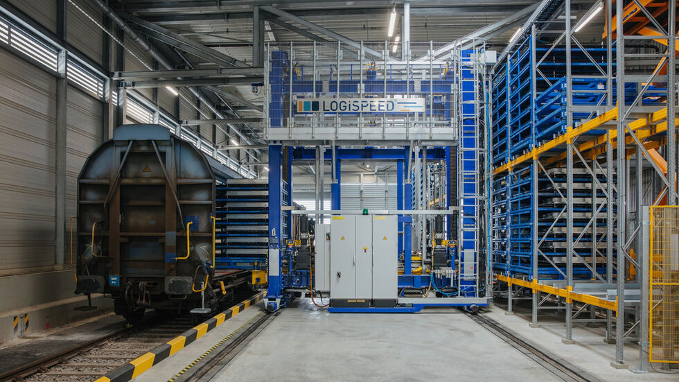 Die Anlage zum Entladen von Zügen gehört zu den modernsten in der Industrie. 
