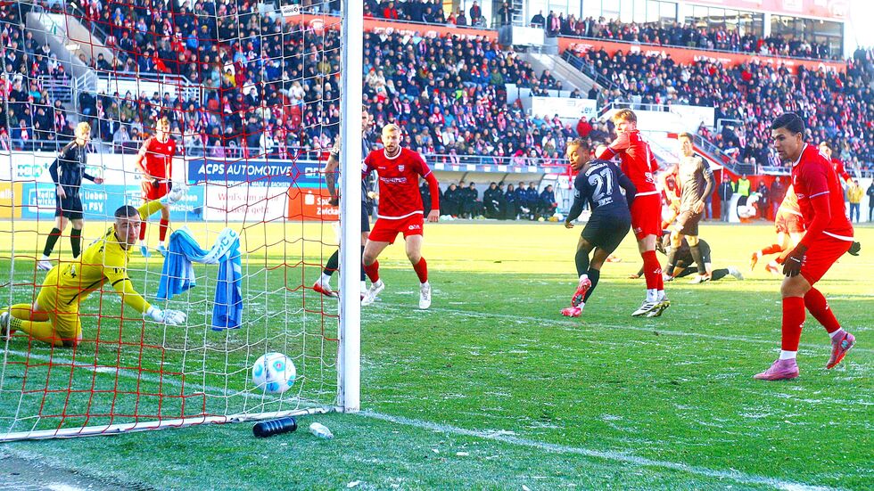 Das 1:0 - Absender war Sonny Ziemer.