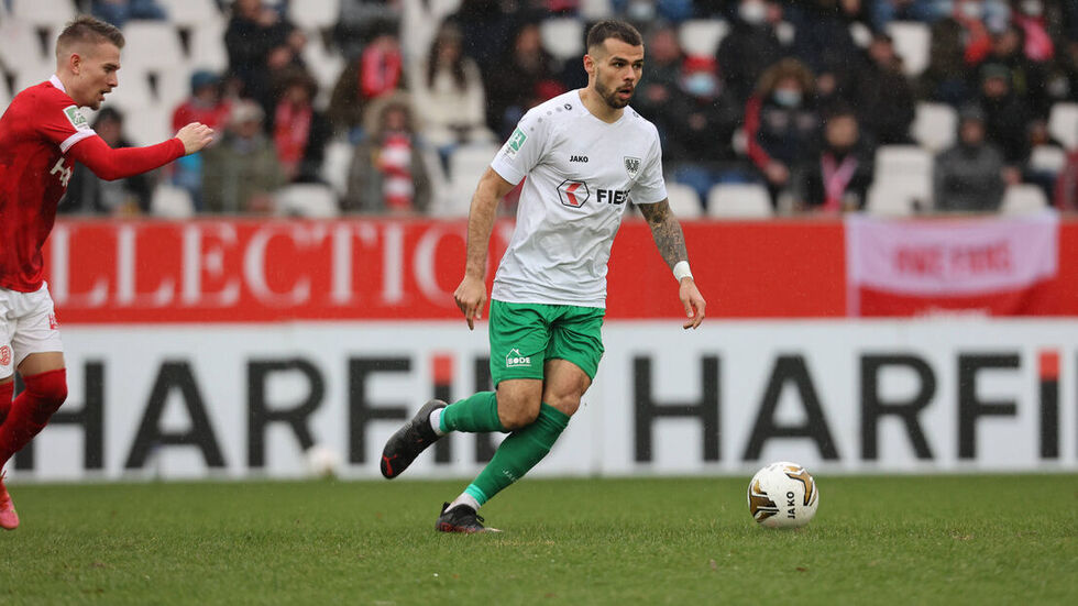 Robin Ziegele kommt von Preußen Münster. Robin Ziegele kommt von Preußen Münster.