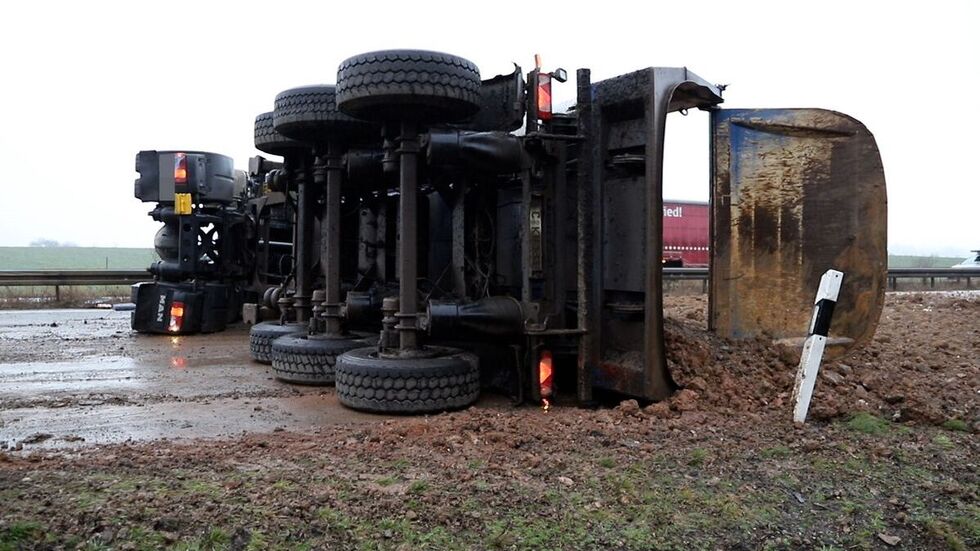 Umgekippter Lkw Umgekippter Lkw