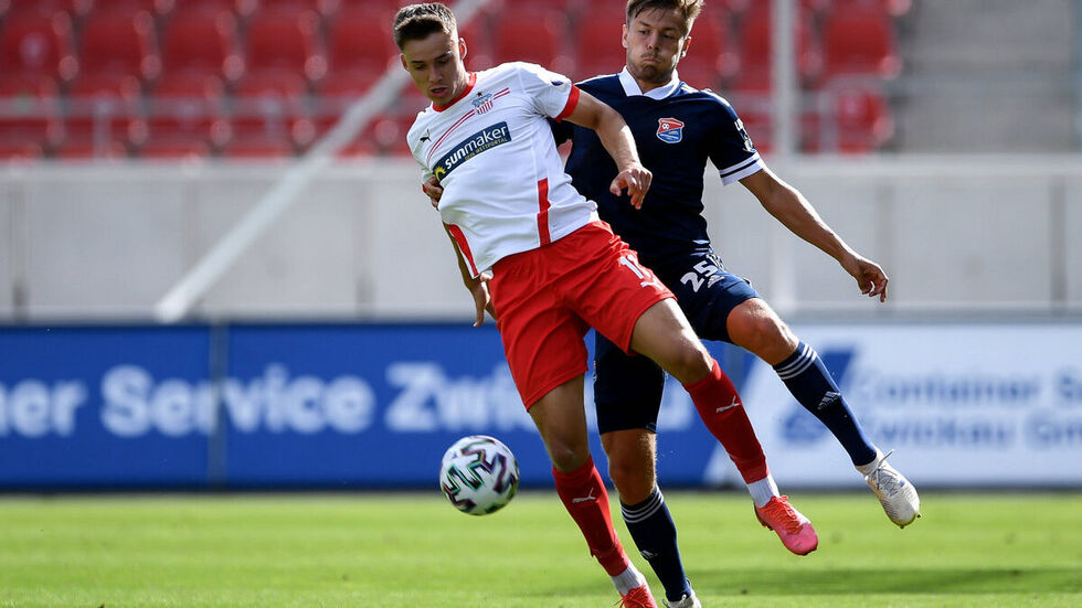 Dustin Willms geht auch kommende Saison für Zwickau auf Torejagd. Dustin Willms geht auch kommende Saison für Zwickau auf Torejagd.