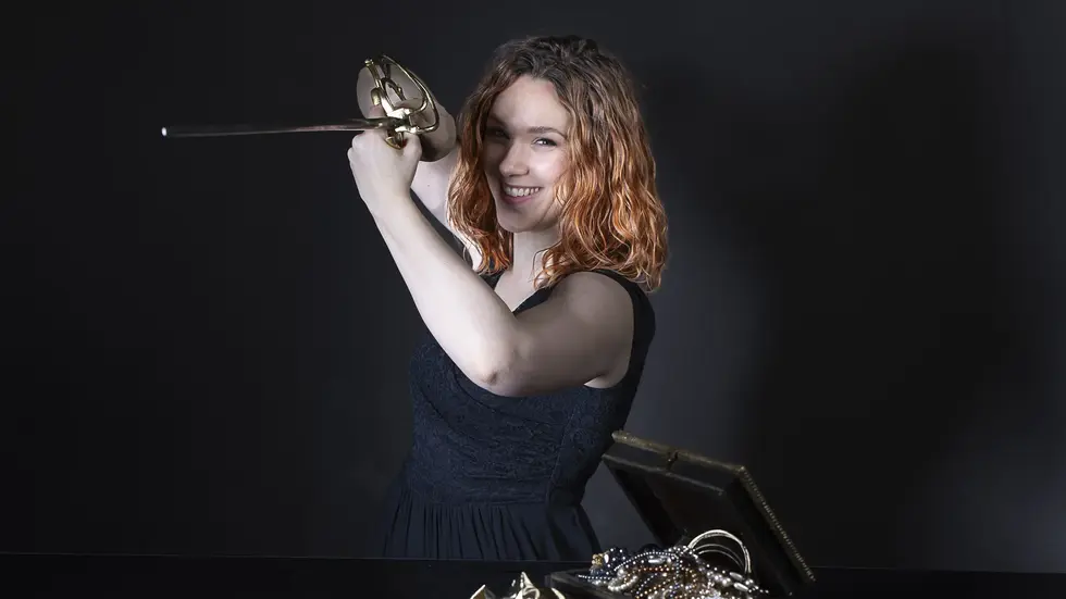 Christina Maria Gass singt die weibliche Hauptrolle. 