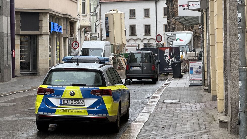 Der Polizei wurden am Mittwochmorgen mehrere Einbrüche in der Zwickauer Innenstadt gemeldet.