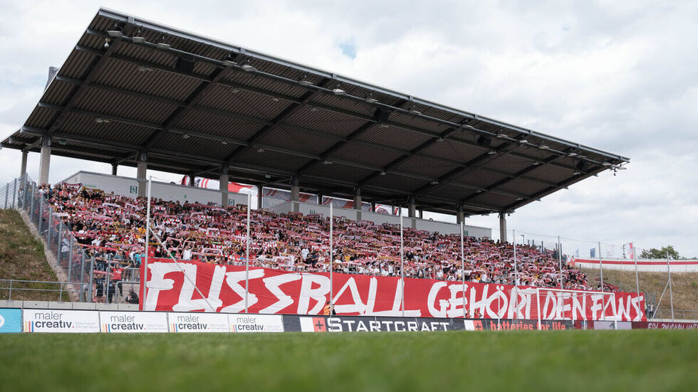 Auch das "Retterspiel" am Samstag gegen Dynamo stand unter dem Motto "Fußball gehört den Fans". Rund 6.000 Zuschauer kamen.  