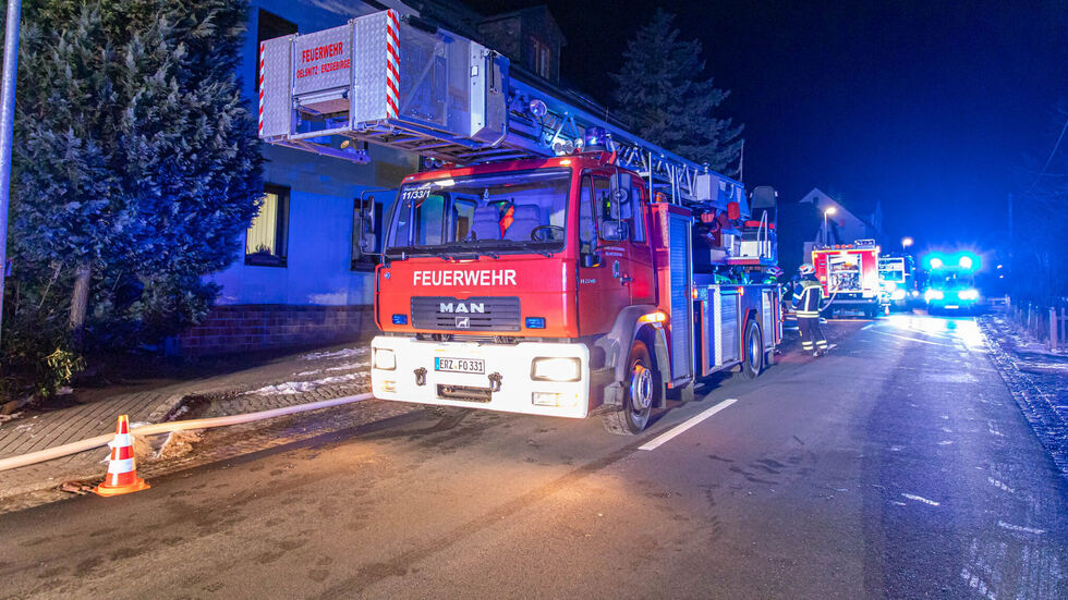 Ein Großaufgebot an Feuerwehr und Rettungskräften war vor Ort