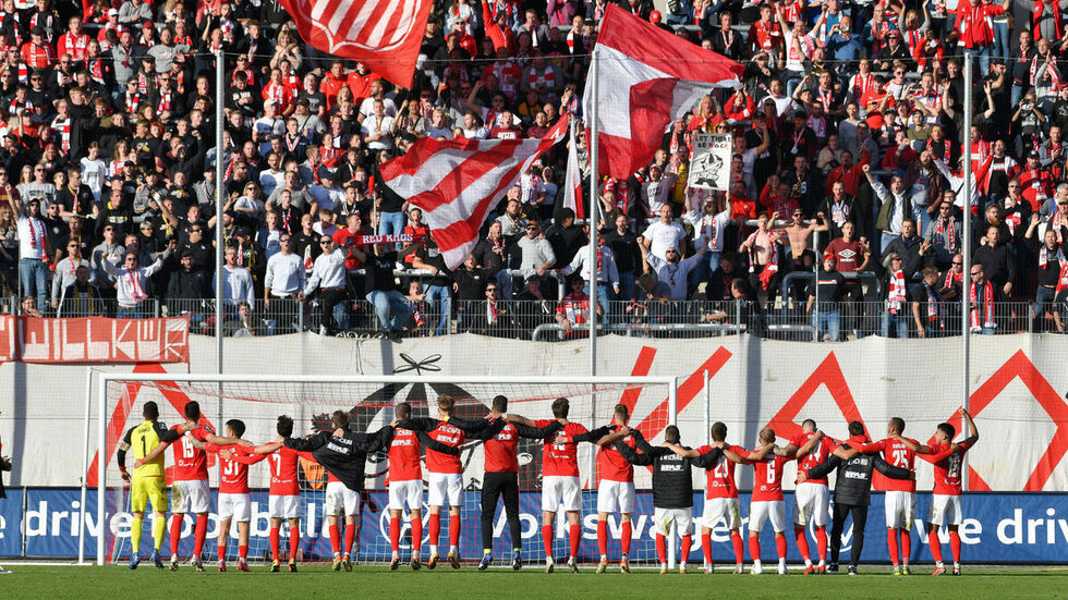 Der FSV ist nach der sechsten erfolgreichen Drittligasaison in Folge in Feierlaune. 