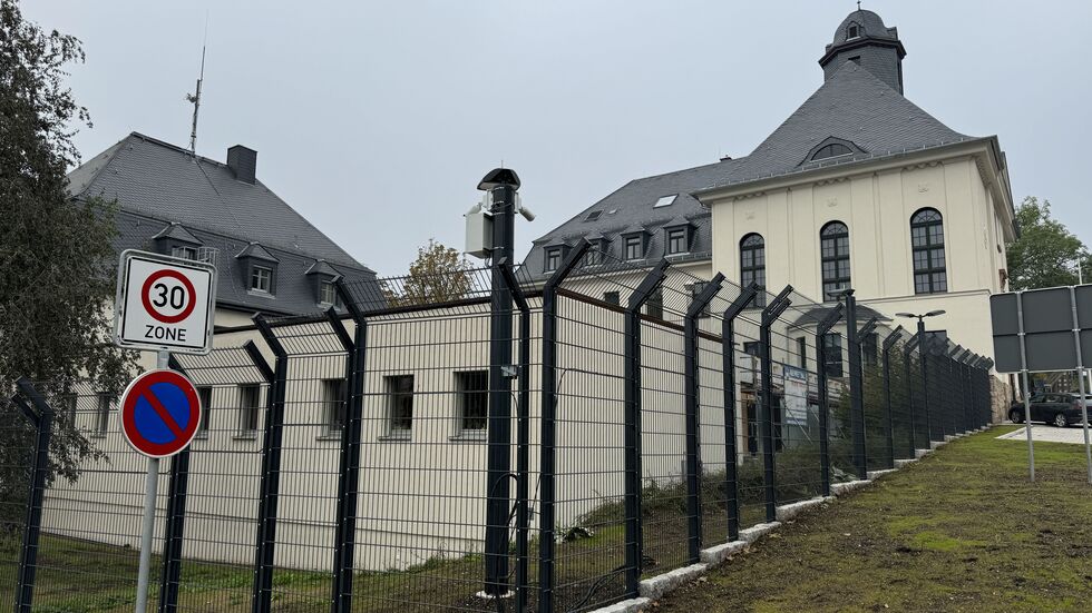 Blick auf das sanierte Grundbuchamt, jetzt Polizeirevier