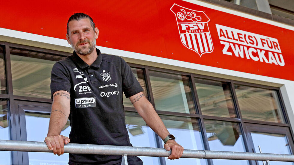 Sportchef Robin Lenk in der GGZ Arena