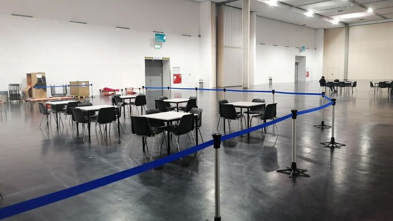 Die Notunterkunft in der Messe