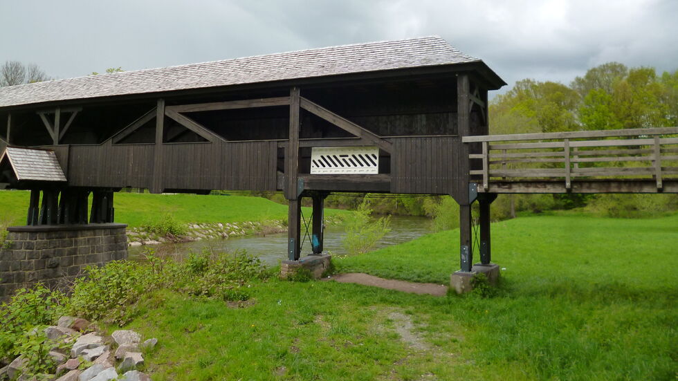 Für viel Geld in einen Top-Zustand versetzt und kurz darauf beschädigt - der Röhrensteg