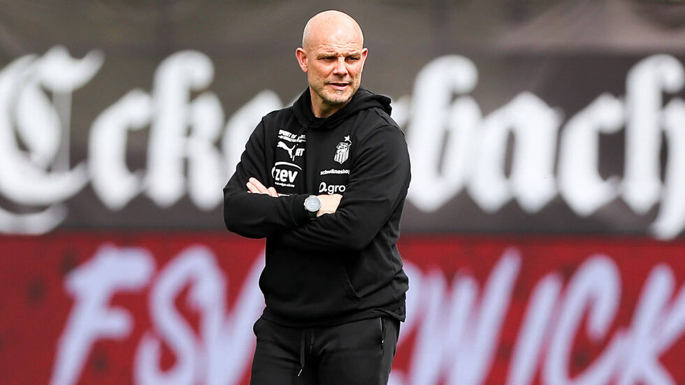 Ronny Thielemann muss für das Pokalspiel Änderungen in der Startaufstellung vornehmen. Ronny Thielemann muss für das Pokalspiel Änderungen in der Startaufstellung vornehmen.