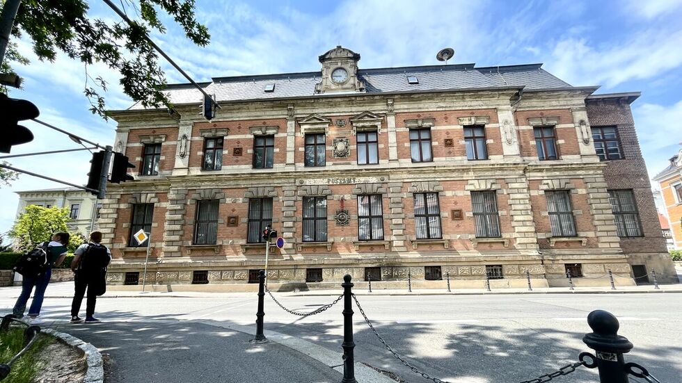 Das Mindestgebot für das historische Postamt liegt bei 239.000 Euro. Das Mindestgebot für das historische Postamt liegt bei 239.000 Euro.