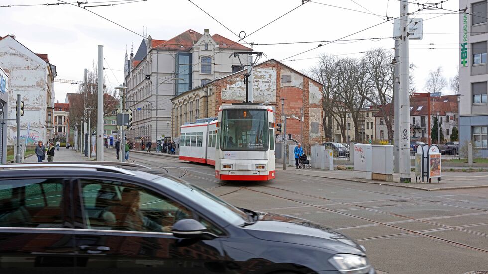 Straßenbahn am Neumarkt